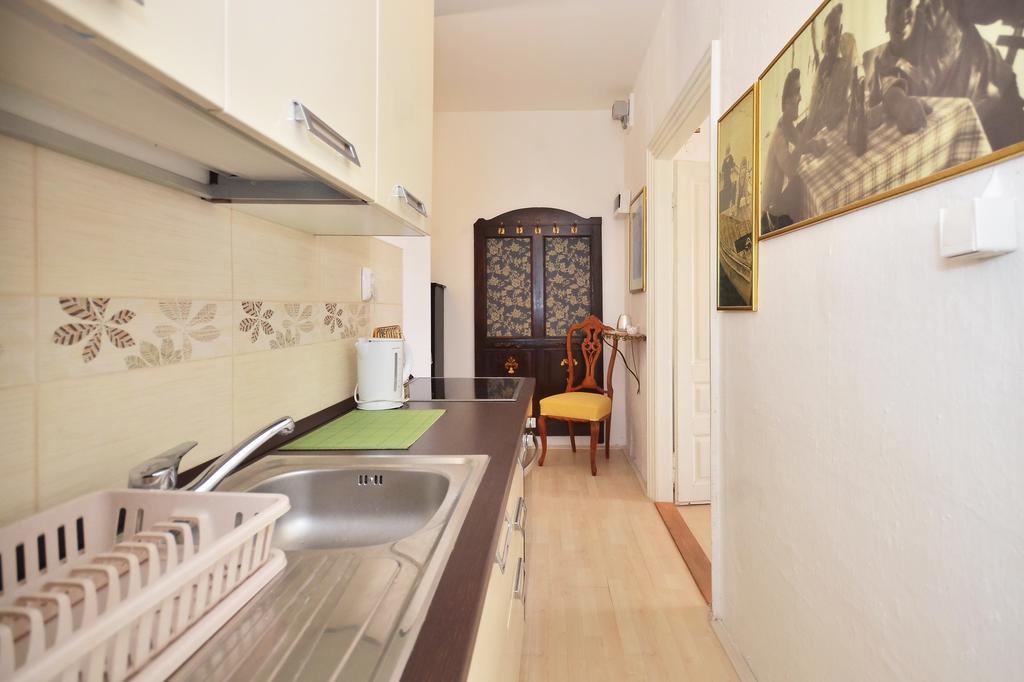 Apartment Pere S Mora ミミツェ 部屋 写真